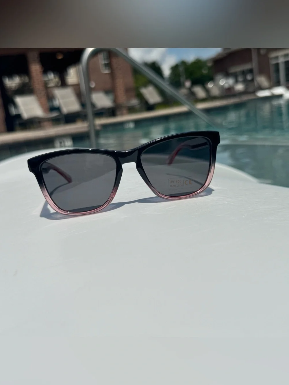 Stylish Two-Tone Black and Pink Women’s Sunglasses